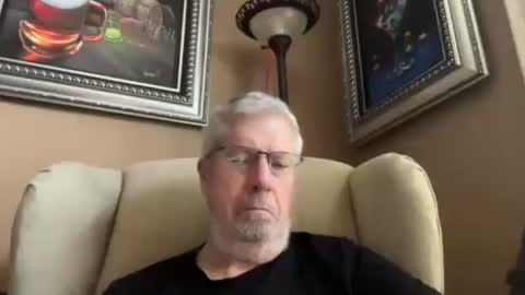 Snapshot of yougogirl_3 chatting on December 22, 7:21 pm Colorado Guy Straight online show from December 22, 7:21 pm