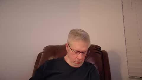 Snapshot of yougogirl_3 chatting on March 8, 5:14 am Colorado Guy Straight online show from March 8, 5:14 am