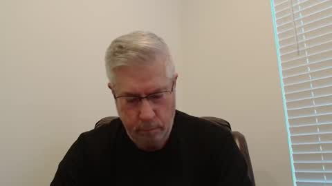 Snapshot of yougogirl_3 chatting on January 24, 2:51 pm Colorado Guy Straight online show from January 24, 2:51 pm