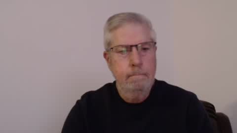 Snapshot of yougogirl_3 chatting on January 6, 1:41 pm Colorado Guy Straight online show from January 6, 1:41 pm