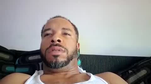 yoursexydaddy8181 online show from July 27, 4:03 pm