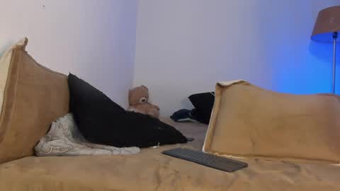 Snapshot of yulianpereira25 chatting on September 26, 1:58 am yulian 2811 online show from September 26, 1:58 am