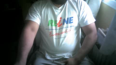 Snapshot of yulius_7 chatting on October 25, 2:19 pm yulius_7 online show from October 25, 2:19 pm