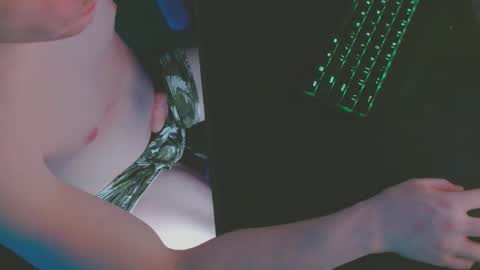 yungfun24 online show from January 7, 5:56 am