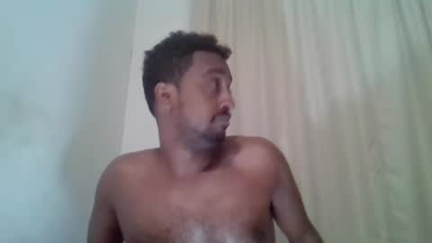 Snapshot of yungma chatting on December 12, 3:32 am yungswade online show from December 12, 3:32 am