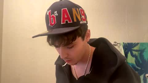 yungstudbev online show from February 13, 12:13 am