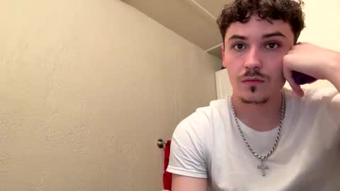 yungstudbev online show from September 16, 4:02 am