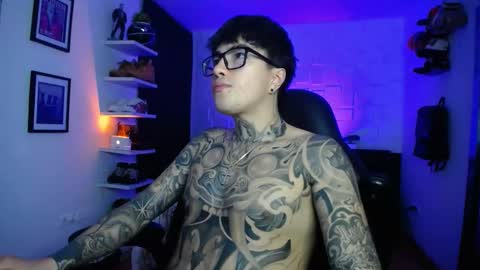 zac_muller1 online show from March 14, 7:04 am