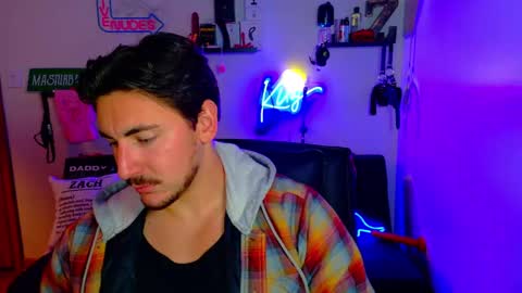 Zach Rhyder online show from October 27, 12:24 am