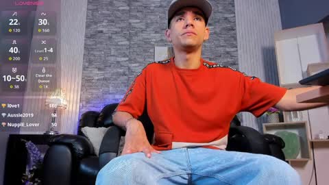 zack_joness10 online show from April 2, 5:05 am