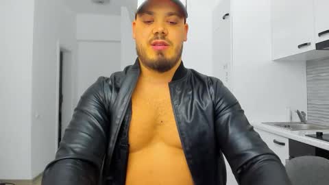 Zack online show from October 22, 9:18 pm