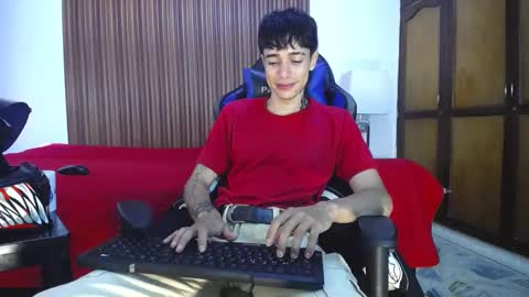 zack online show from December 14, 2:53 pm