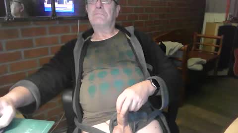 zalinger online show from May 4, 9:49 pm
