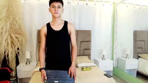 Samuel online show from July 27, 8:16 pm