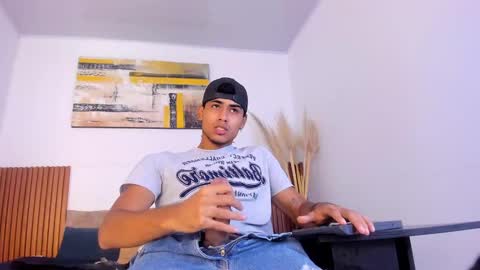Snapshot of zander_2120 chatting on October 7, 1:15 pm Zander online show from October 7, 1:15 pm