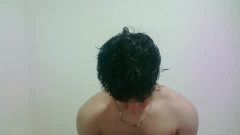 zeus_183 online show from April 7, 5:29 am