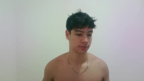Snapshot of zeus_183 chatting on September 14, 10:34 pm zeus_183 online show from September 14, 10:34 pm
