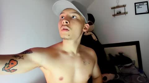 zeus online show from November 7, 8:45 pm