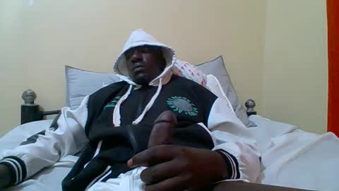 Zlatann2012 online show from January 10, 2:06 am