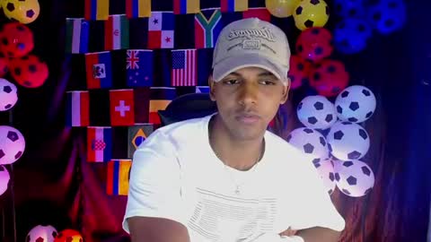 Zoriel online show from June 28, 6:36 pm