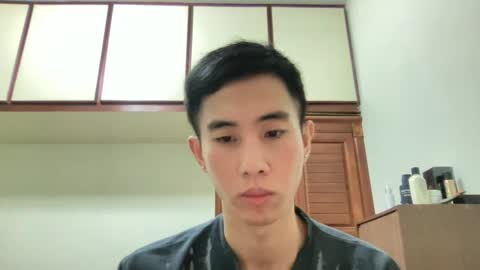 Z online show from December 18, 2:49 pm