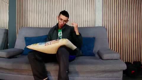 Zyro Nigth online show from December 22, 7:33 pm