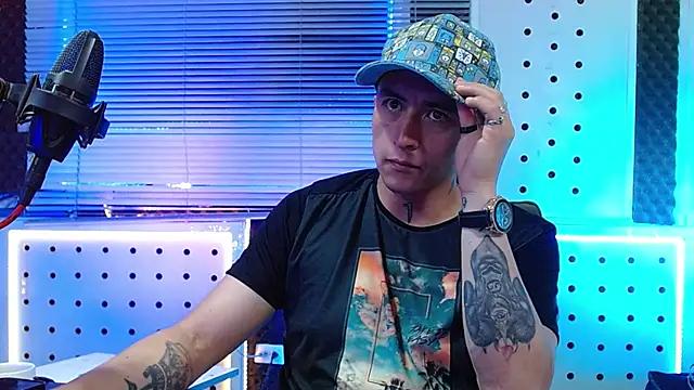 Darko0717 online show from March 30, 1:50 am