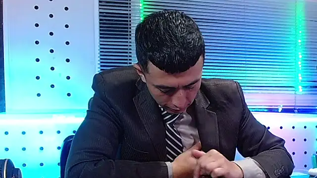 Darko0717 online show from March 19, 2:42 pm