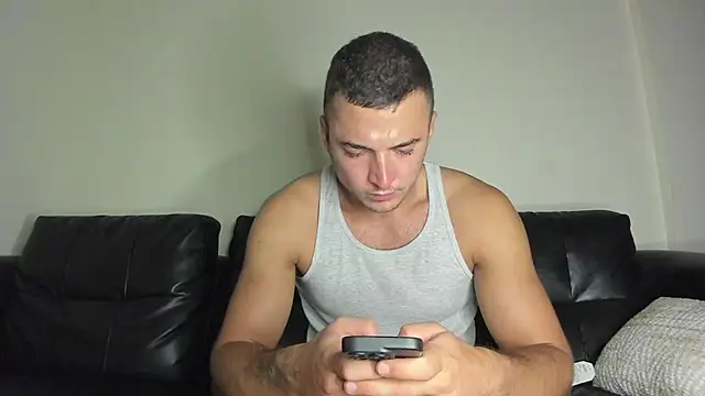 paulblack21 online show from December 19, 12:13 pm