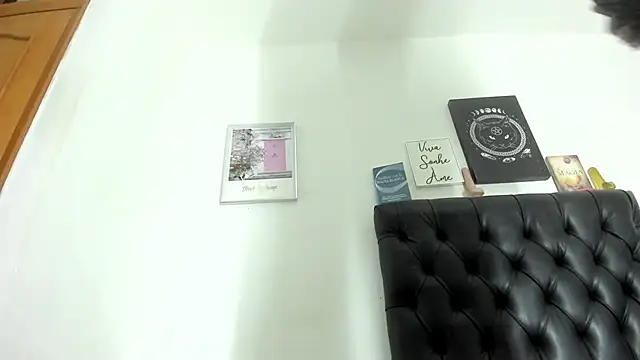 JohanyLatino online show from February 13, 11:28 am