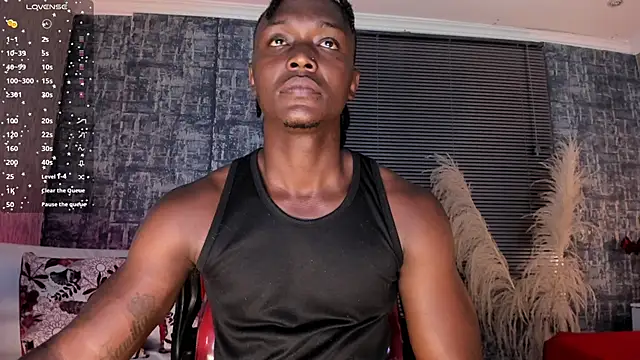 DannSmmith online show from March 8, 5:33 am