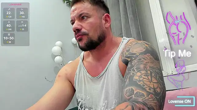 musclemonster31 online show from March 11, 11:48 pm