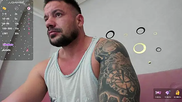 musclemonster31 online show from January 13, 9:20 pm