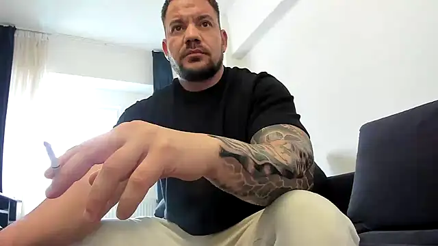 musclemonster31 online show from February 28, 8:42 am