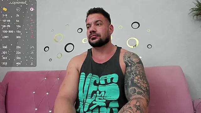 musclemonster31 online show from February 4, 11:16 pm