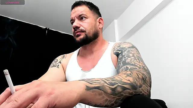 musclemonster31 online show from October 1, 3:16 pm