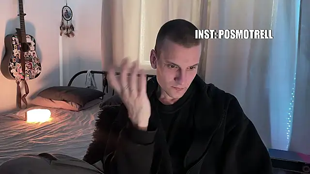 ETHAN MOORE online show from April 29, 9:14 am