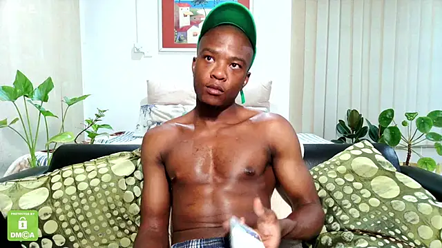 iCrushYenu online show from December 4, 12:52 am