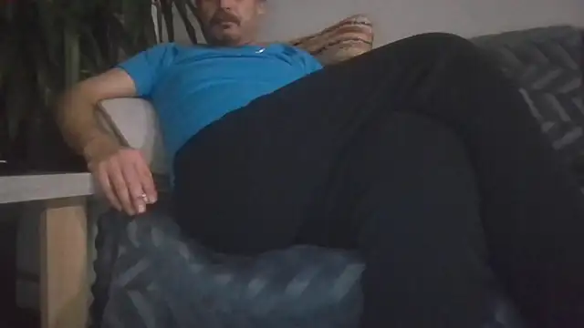 reslerkek31 online show from February 22, 11:06 pm