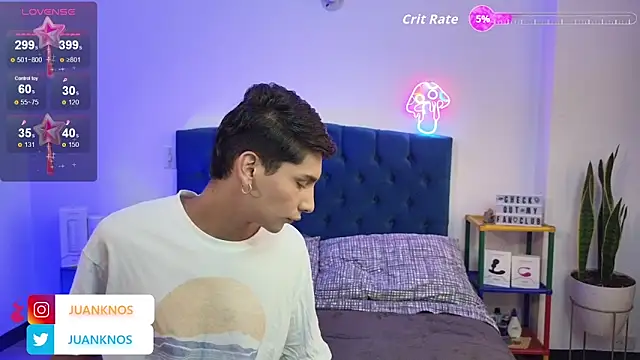 by pandora online show from October 18, 8:36 pm