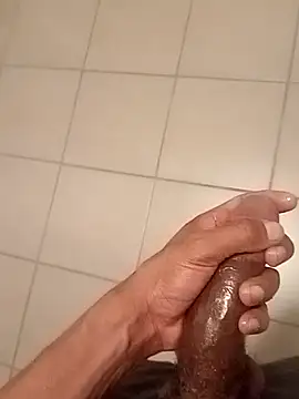 PhillipStout online show from November 11, 12:37 am