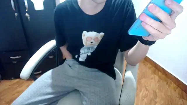 Falling AngelsS online show from February 21, 2:28 am