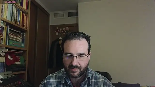 curiosillo83 online show from January 2, 3:29 pm