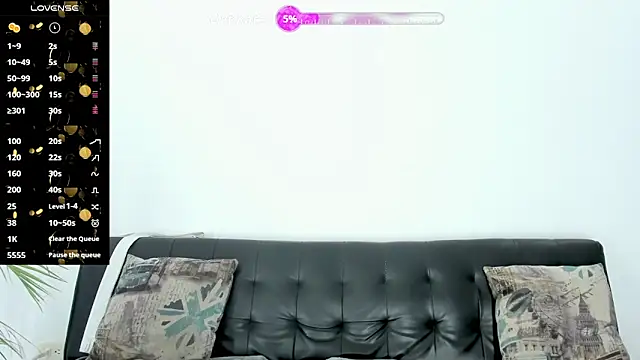 CHRISTIAN DISICK online show from October 7, 7:40 pm