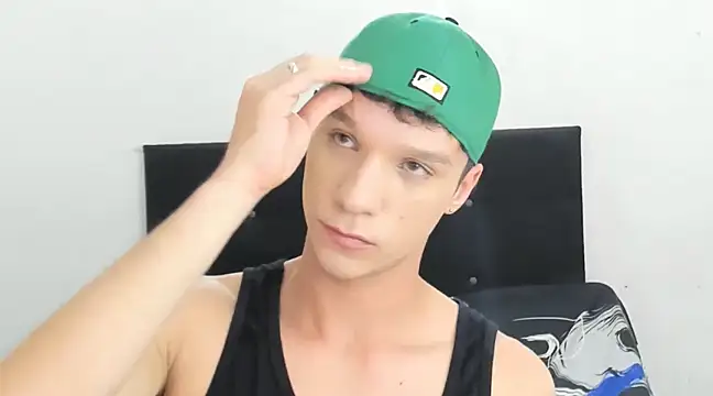 angelcortes online show from January 16, 11:48 pm