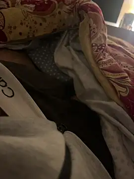 ilfregnoo online show from December 6, 10:30 pm