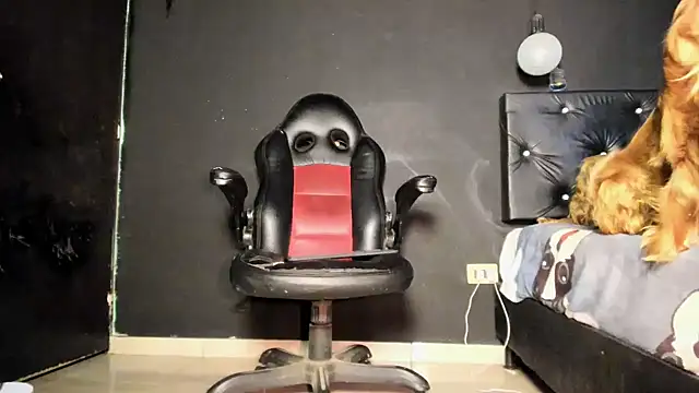 FuckHardlove online show from June 1, 11:38 pm