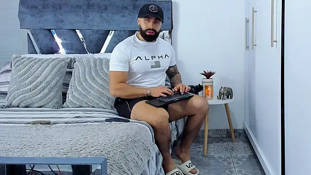 Zack Froone online show from November 20, 3:22 pm