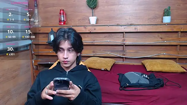 alex 477 online show from April 15, 11:32 am