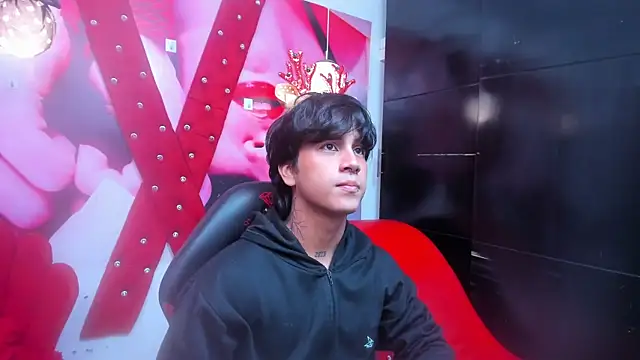 alex 477 online show from December 3, 11:49 am